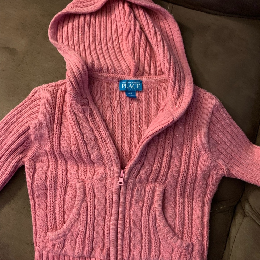 Girls sweater with hood